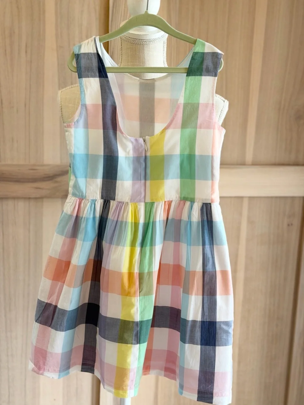 GAP Rainbow Plaid V Back Dress. Girl’s Sz-M (8) Cotton| Picnic | Summer. EUC